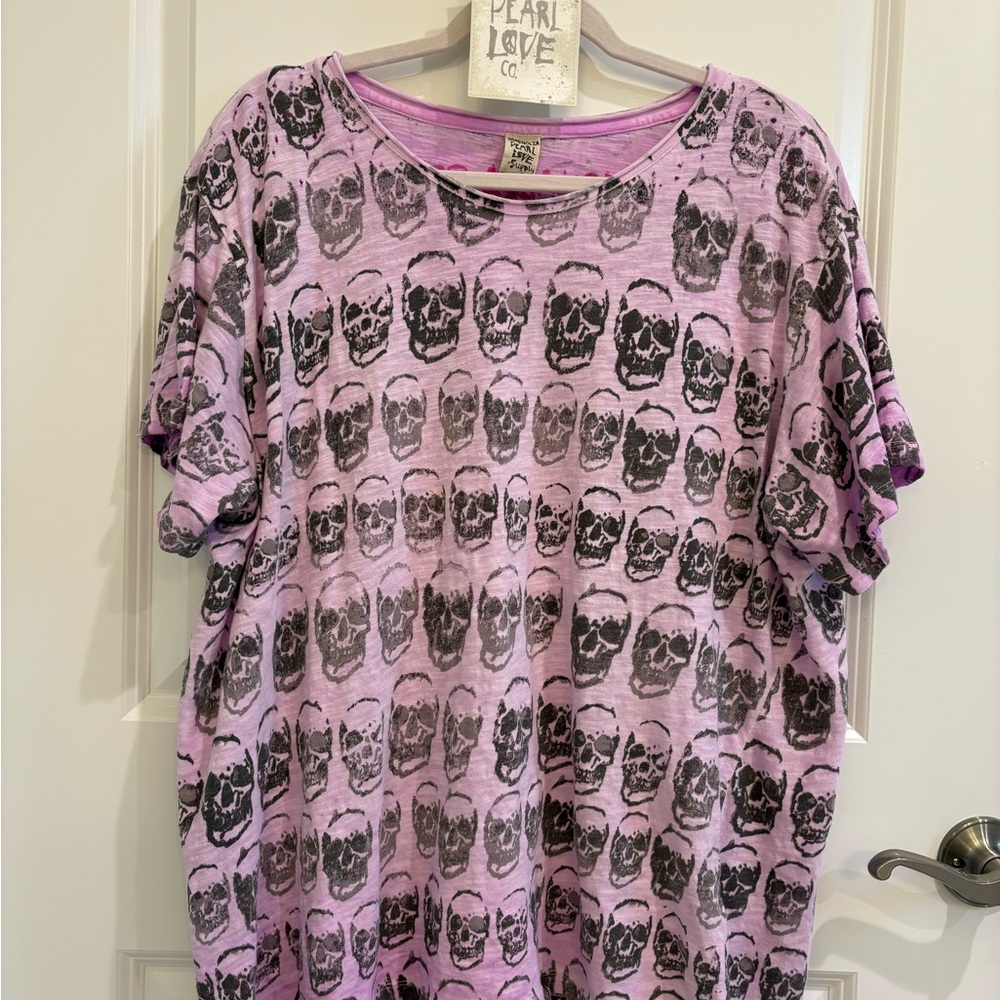 Magnolia Pearl Pink Skull Print Tee